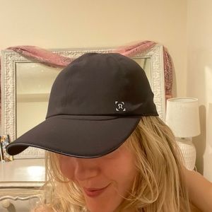 Lululemon Black sports hat